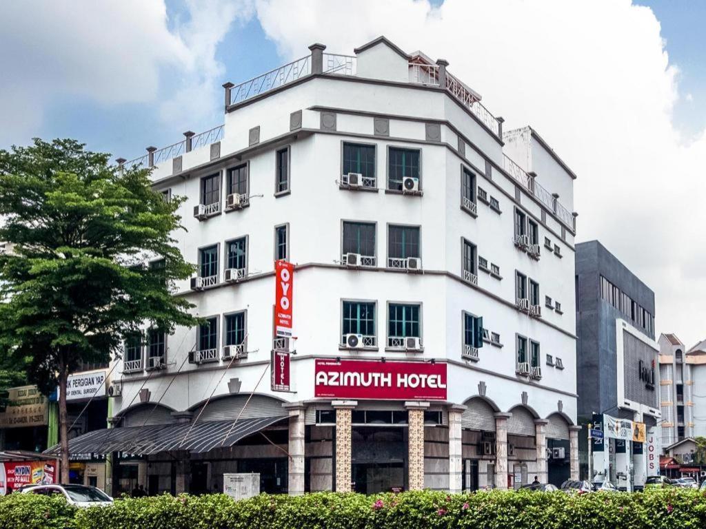 Hotel Oyo 1045 Azimuth 3*